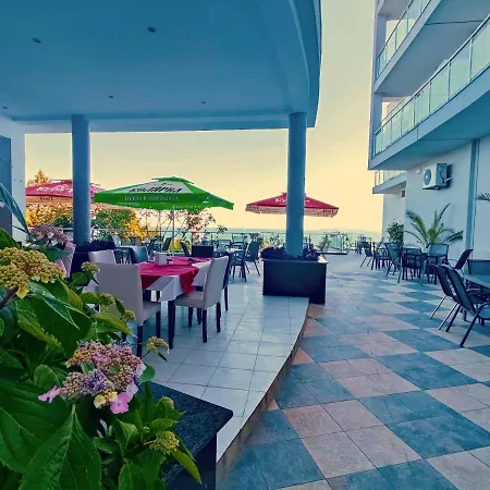 Szálloda Moonlight Szveti Vlasz