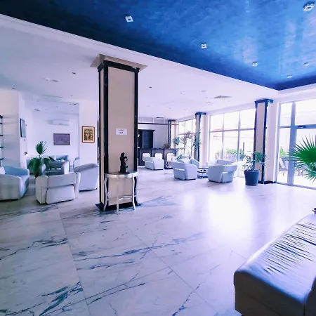 Отель Moonlight