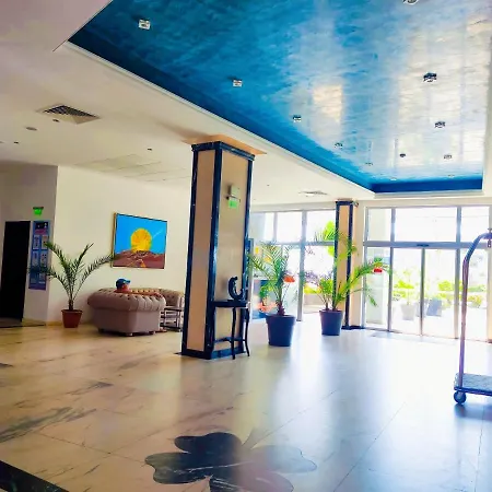 Moonlight فندق 5*