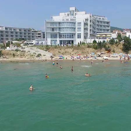 Хотел лунна пътека - 5*